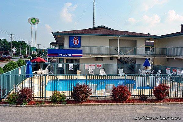 كورالفيل Super 7 Motel المظهر الخارجي الصورة